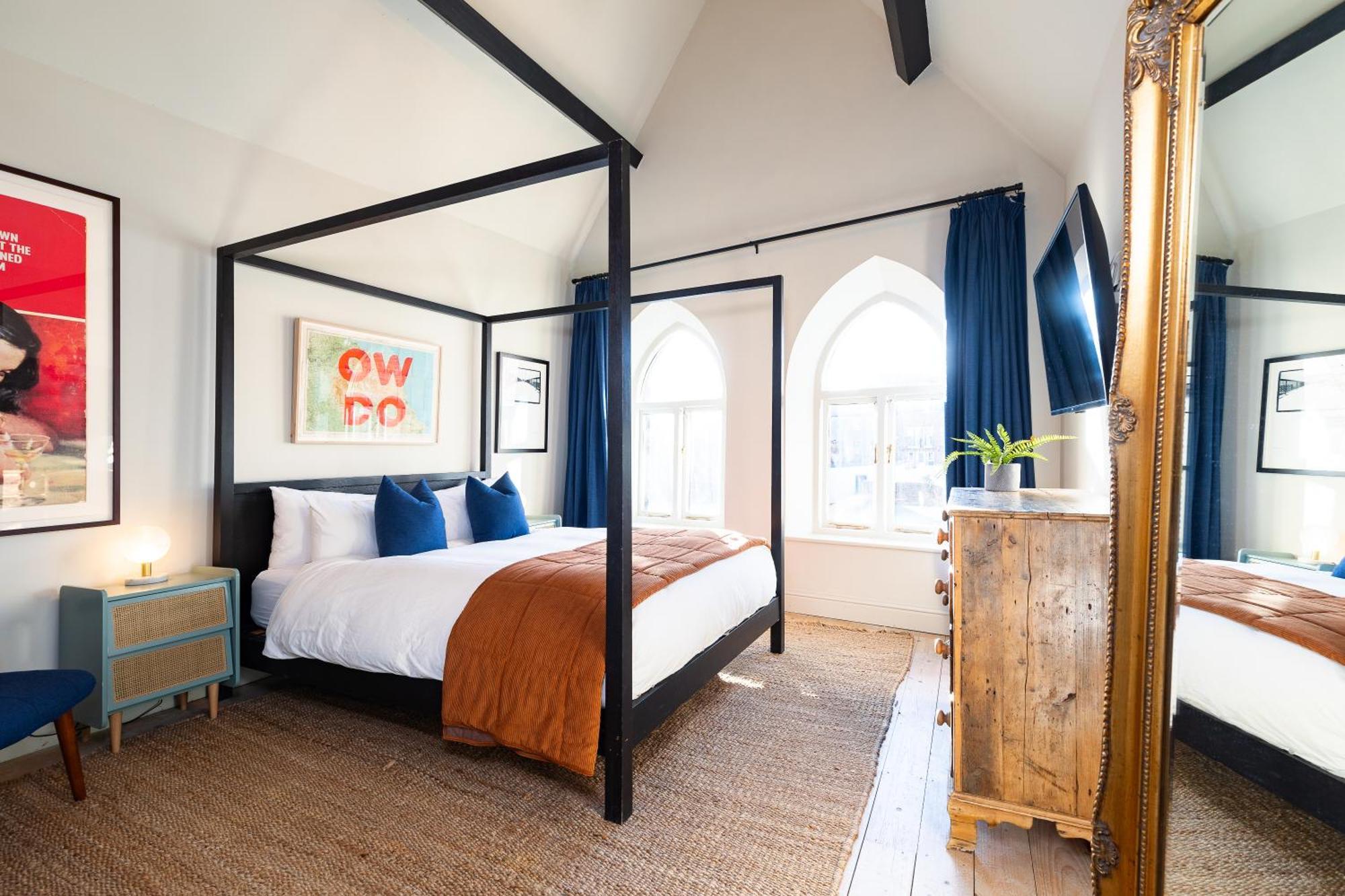 Stylish Seaside Home With King Beds And Parking スカーバラ エクステリア 写真